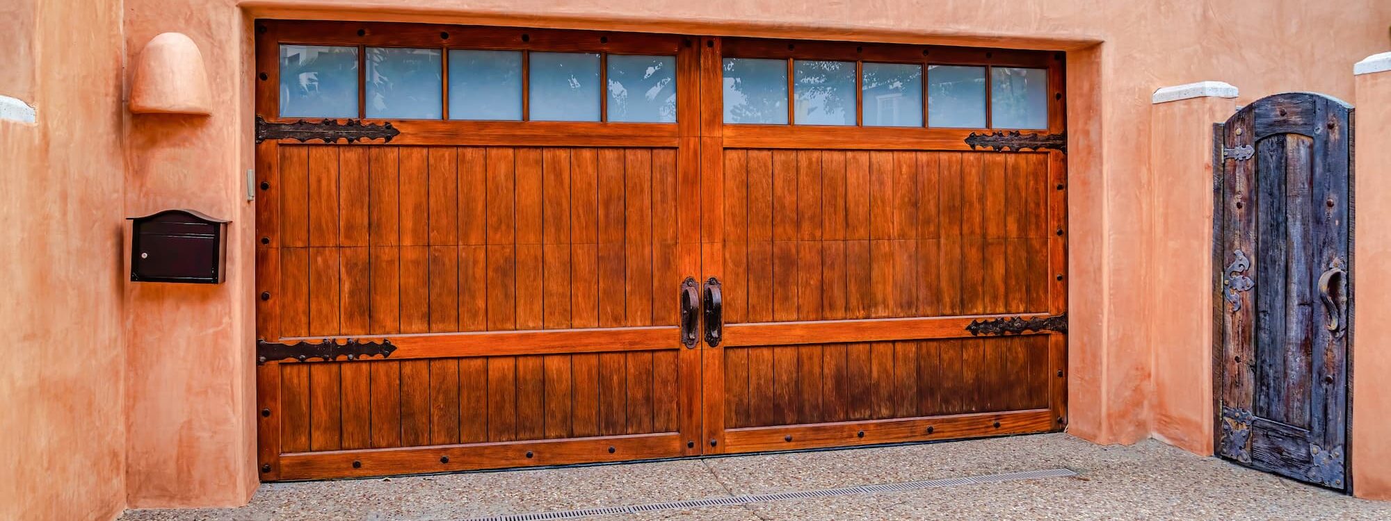 Peut-on construire un garage en bois solide et durable comme une construction traditionnelle ? Ensisheim
